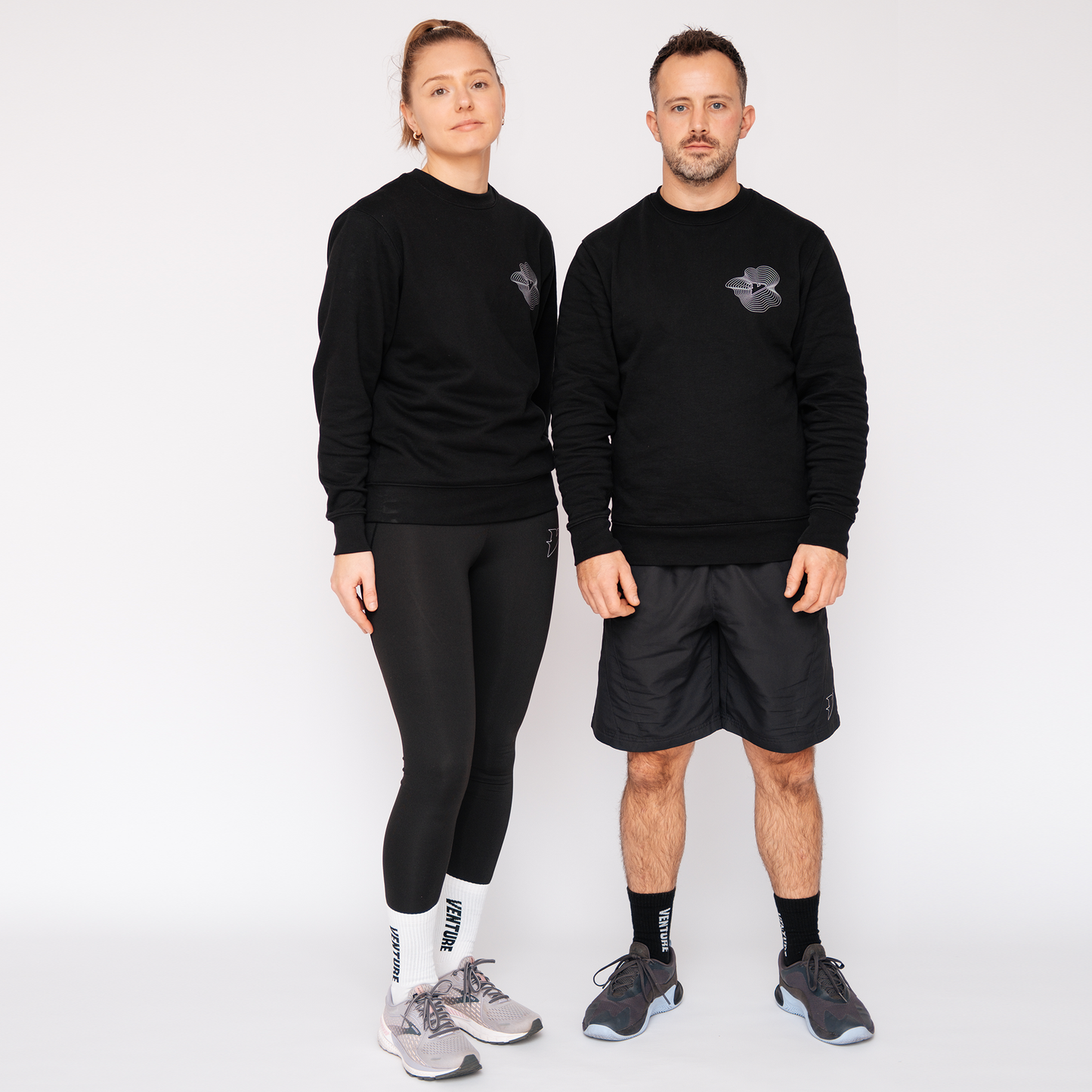 VENTURE SWEATER - BLACK